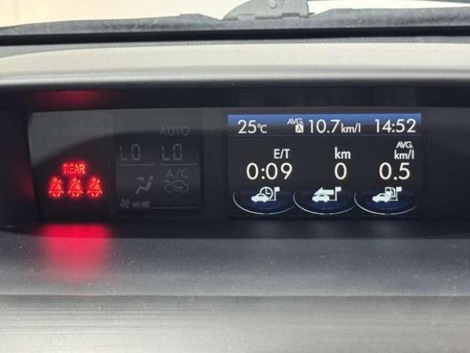インプレッサXV2.0i-L アイサイト 4WD　ナビ　TV　Bluetooth　夏冬タイヤ 2000