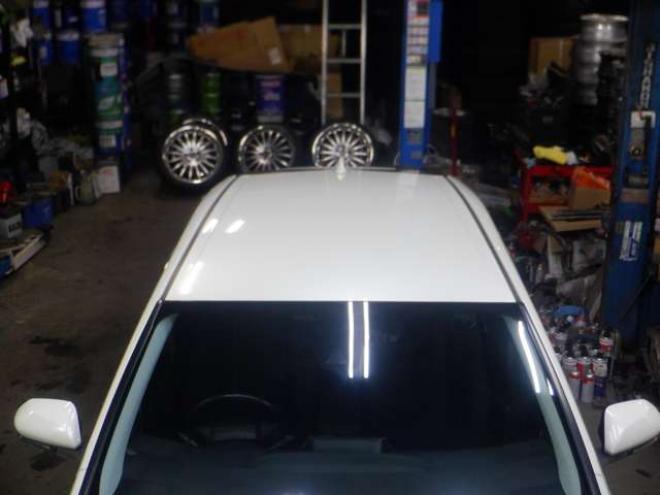 プリウス1.8 S セーフティ プラス E-Four 4WD　ナビ・TV・Bカメラ・B/T・LEDヘッドライト・ヘッドアップディスプレイ・ワイパーデアイサー・スマートキー・プッシュスタート・衝突軽減・寒冷地仕様・クリアランスソナー・ステアリングスイッチ・ビルトインETC 1800
