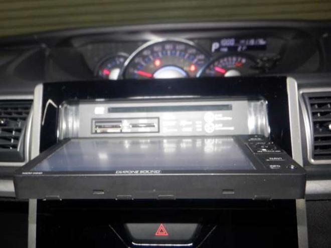 タントカスタム RS SA 4WD　4WD　寒冷地仕様　ナビ　フルセグTV　B/T　純正エンスタ　バックカメラ　両側パワスラ　アイドリングストップ　LEDヘッドライト　フォグランプ　サンシェード　ドアバイザー　スマートキー　Pスタート 660