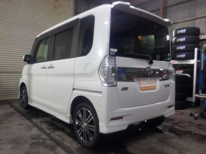 タントカスタム RS SA 4WD　4WD　寒冷地仕様　ナビ　フルセグTV　B/T　純正エンスタ　バックカメラ　両側パワスラ　アイドリングストップ　LEDヘッドライト　フォグランプ　サンシェード　ドアバイザー　スマートキー　Pスタート 660