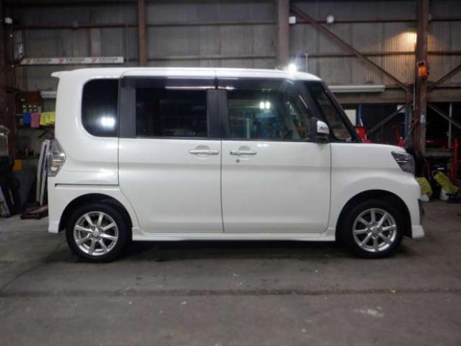 タントカスタム X SAII 4WD　ナビ・TV・B/T・バックカメラ・パワースライドドア・LEDヘッドライト・スマアシ・プッシュスタート・スマートキー・アイドリングストップ・ベンチシート・純正エンスタ・オートライト・フォグランプ・寒冷地仕様 660