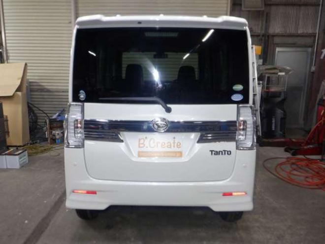 タントカスタム X SAII 4WD　ナビ・TV・B/T・バックカメラ・パワースライドドア・LEDヘッドライト・スマアシ・プッシュスタート・スマートキー・アイドリングストップ・ベンチシート・純正エンスタ・オートライト・フォグランプ・寒冷地仕様 660