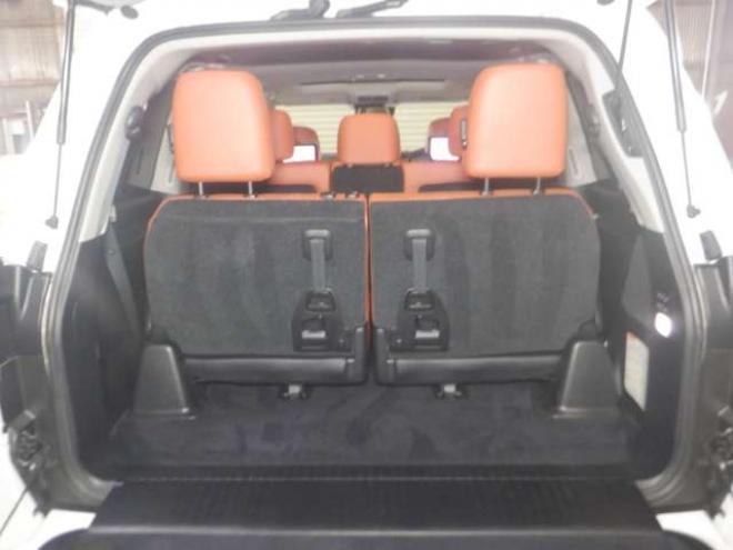 レクサスLX 570 4WD　本州仕入・ナビ・TV・B/T・全方位カメラ・サンルーフ・革シート・マクレビ・モデリスタエアロ・マフラー・リアエンタメ・LEDヘッドライト・パワーバックドア・HUD・BSM・クールボックス・シートヒーター・ 5700