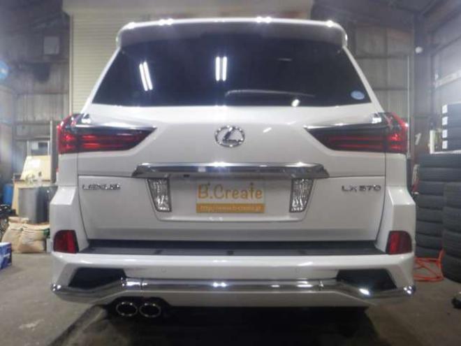 レクサスLX 570 4WD　本州仕入・ナビ・TV・B/T・全方位カメラ・サンルーフ・革シート・マクレビ・モデリスタエアロ・マフラー・リアエンタメ・LEDヘッドライト・パワーバックドア・HUD・BSM・クールボックス・シートヒーター・ 5700