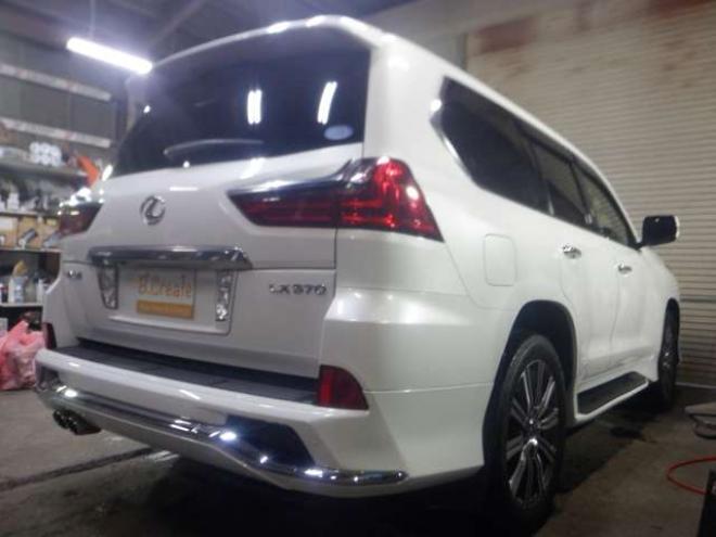 レクサスLX 570 4WD　本州仕入・ナビ・TV・B/T・全方位カメラ・サンルーフ・革シート・マクレビ・モデリスタエアロ・マフラー・リアエンタメ・LEDヘッドライト・パワーバックドア・HUD・BSM・クールボックス・シートヒーター・ 5700