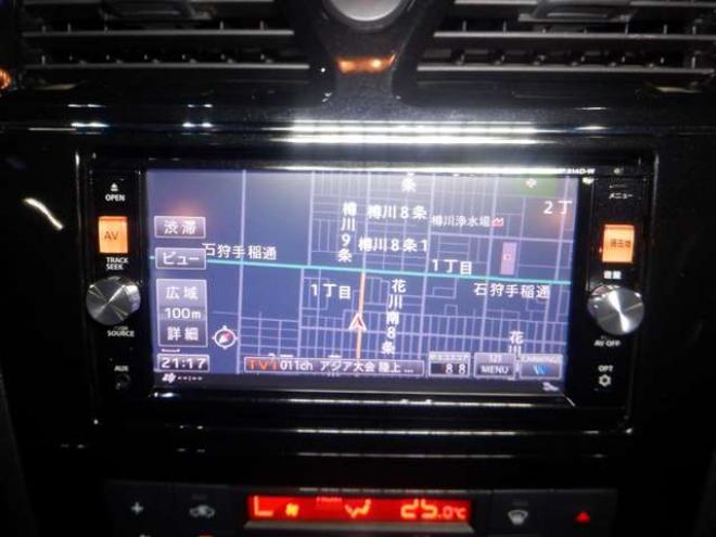 セレナ2.0 ハイウェイスター 4WD　ナビ・TV・Bカメラ・B/T・両側電動・LEDヘッドライト・フリップダウンモニター・後期型・インテリキー・プッシュスタート・クルコン・アイドリングストップ・純正エンスタ・フルフラットシート・ト・寒冷地仕様 2000