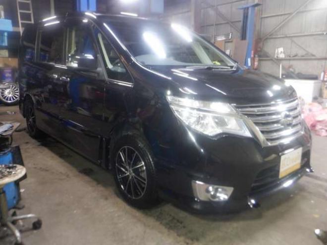セレナ2.0 ハイウェイスター 4WD　ナビ・TV・Bカメラ・B/T・両側電動・LEDヘッドライト・フリップダウンモニター・後期型・インテリキー・プッシュスタート・クルコン・アイドリングストップ・純正エンスタ・フルフラットシート・ト・寒冷地仕様 2000