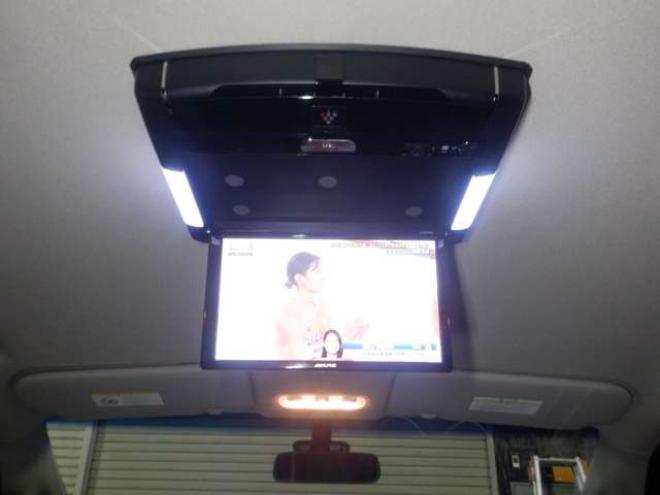 セレナ2.0 ハイウェイスター 4WD　ナビ・TV・Bカメラ・B/T・両側電動・LEDヘッドライト・フリップダウンモニター・後期型・インテリキー・プッシュスタート・クルコン・アイドリングストップ・純正エンスタ・フルフラットシート・ト・寒冷地仕様 2000