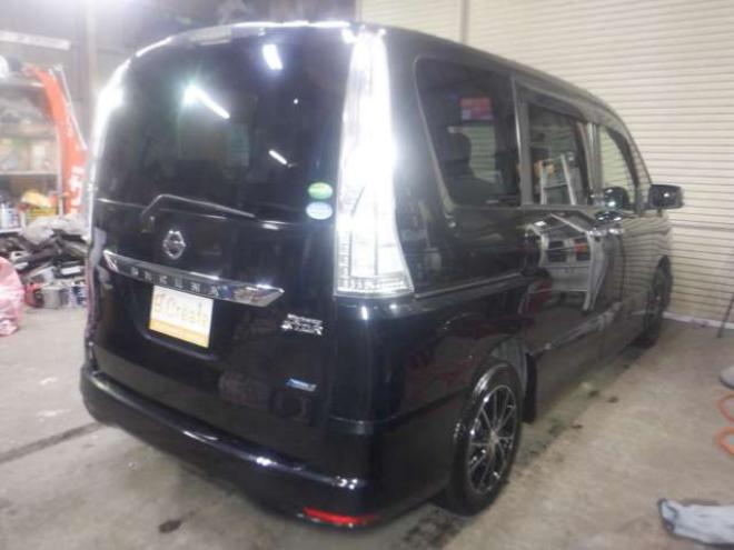 セレナ2.0 ハイウェイスター 4WD　ナビ・TV・Bカメラ・B/T・両側電動・LEDヘッドライト・フリップダウンモニター・後期型・インテリキー・プッシュスタート・クルコン・アイドリングストップ・純正エンスタ・フルフラットシート・ト・寒冷地仕様 2000