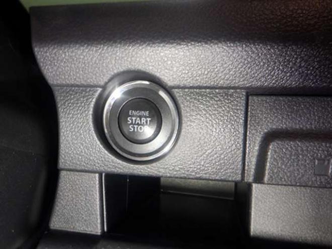 ハスラーJスタイル 4WD　本州仕入・後期型・ツートンカラー・ナビ・TV・Bカメラ・B/T・レーダーブレーキサポート・HID・LEDフォグランプ・シートヒーター・プッシュスタート・スマートキー・ 660