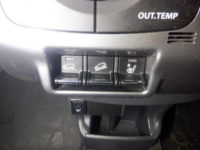ハスラーJスタイル 4WD　本州仕入・後期型・ツートンカラー・ナビ・TV・Bカメラ・B/T・レーダーブレーキサポート・HID・LEDフォグランプ・シートヒーター・プッシュスタート・スマートキー・ 660