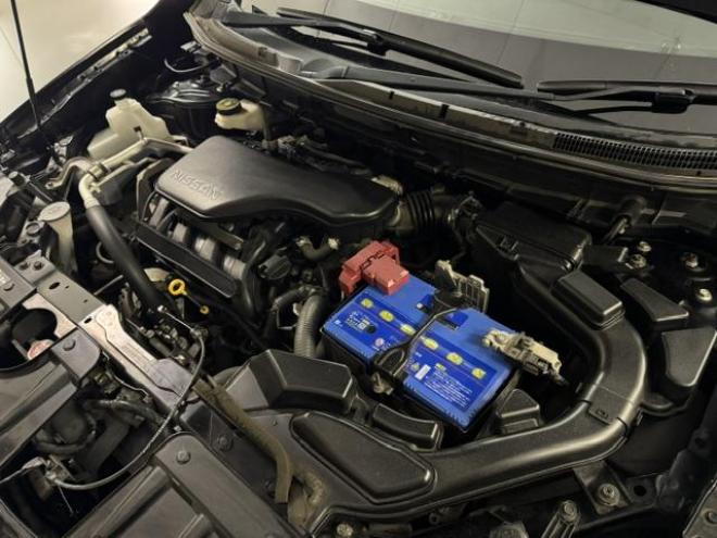 エクストレイル２０Ｘ　エマージェンシーブレーキＰＫＧ　本州仕入　ワンオーナー　寒冷地仕様　禁煙車　衝突軽減ブレーキ　社外１７インチＡＷ　スタッドレスタイヤ付　カロッツェリアナビ　フルセグ地デジ　Ｂｌｕｅｔｏｏｔｈ対応　バックカメラ　エンジンスターター 4WD 2000 5Dr