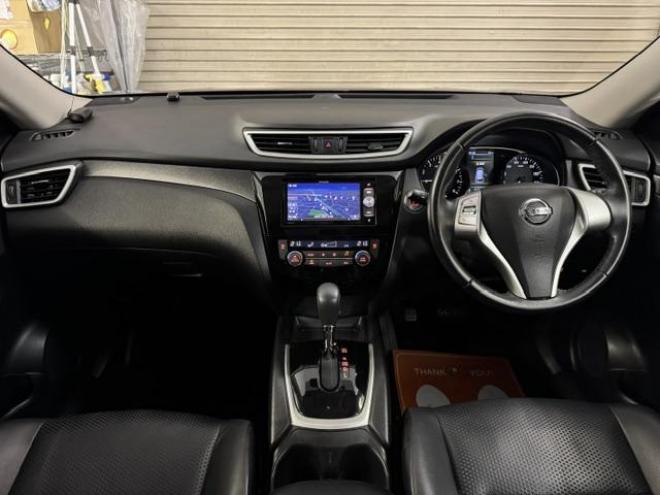 エクストレイル２０Ｘ　エマージェンシーブレーキＰＫＧ　本州仕入　ワンオーナー　寒冷地仕様　禁煙車　衝突軽減ブレーキ　社外１７インチＡＷ　スタッドレスタイヤ付　カロッツェリアナビ　フルセグ地デジ　Ｂｌｕｅｔｏｏｔｈ対応　バックカメラ　エンジンスターター 4WD 2000 5Dr