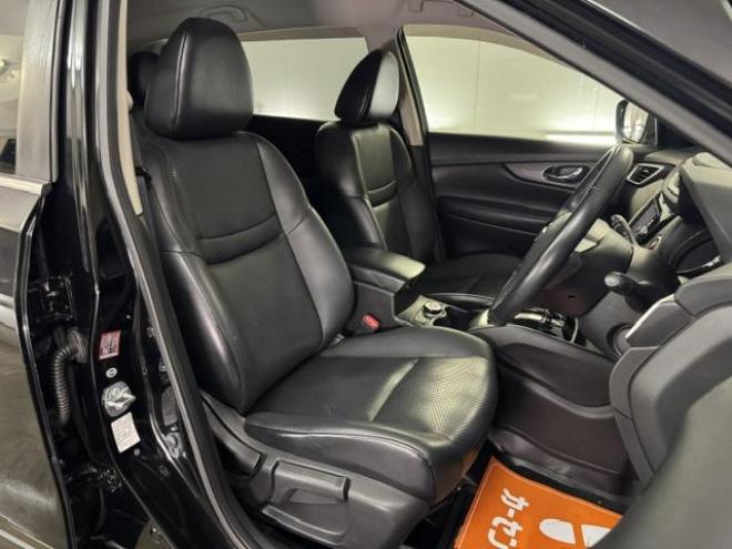 エクストレイル２０Ｘ　エマージェンシーブレーキＰＫＧ　本州仕入　ワンオーナー　寒冷地仕様　禁煙車　衝突軽減ブレーキ　社外１７インチＡＷ　スタッドレスタイヤ付　カロッツェリアナビ　フルセグ地デジ　Ｂｌｕｅｔｏｏｔｈ対応　バックカメラ　エンジンスターター 4WD 2000 5Dr