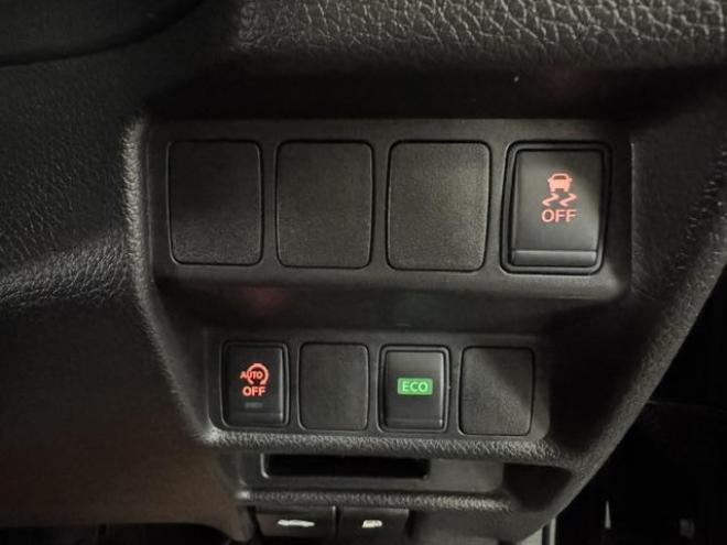 エクストレイル２０Ｘ　エマージェンシーブレーキＰＫＧ　本州仕入　ワンオーナー　寒冷地仕様　禁煙車　衝突軽減ブレーキ　社外１７インチＡＷ　スタッドレスタイヤ付　カロッツェリアナビ　フルセグ地デジ　Ｂｌｕｅｔｏｏｔｈ対応　バックカメラ　エンジンスターター 4WD 2000 5Dr