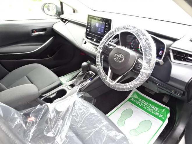 カローラツーリング 1.8 ハイブリッド G-X プラス E-Four 4WD　ハイブリッド機構含保証2年/走行距離無制限　4WD　ワンオーナー セーフティセンス ディスプレイオーディオ・ナビ　バックカメラ　LEDヘッドライト　W/B純正17インチアルミホイール ミラーヒーター 6SRS スマートキー 1800