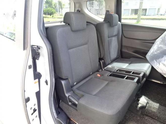 シエンタ1.5 G 4WD　本州車　保証1年/走行距離無制限　4WD　純正ナビ　地デジ　バックカメラ　ビルトインETC　11型フリップダウンモニタ　スマートキー　プッシュスタート シートヒーター　両側パワースライドドア 1500