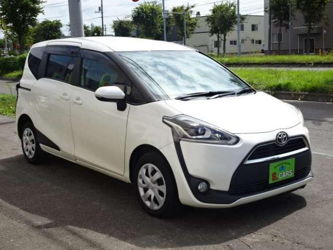 シエンタ1.5 G 4WD　本州車　保証1年/走行距離無制限　4WD　純正ナビ　地デジ　バックカメラ　ビルトインETC　11型フリップダウンモニタ　スマートキー　プッシュスタート シートヒーター　両側パワースライドドア 1500