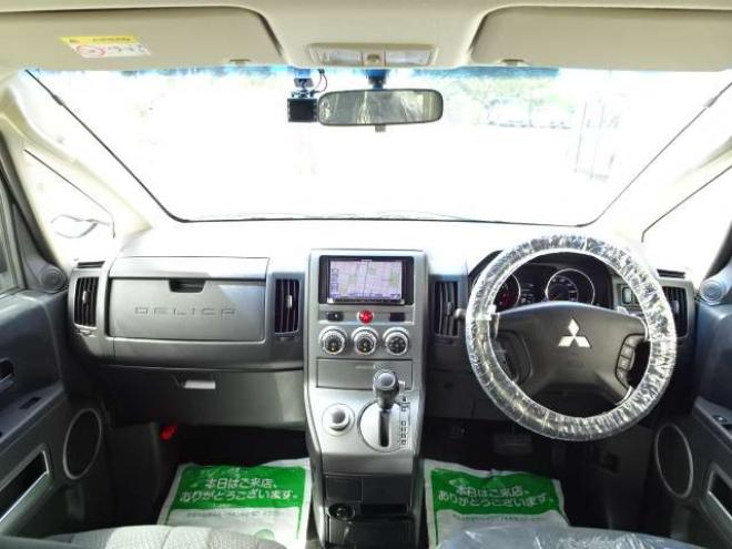 デリカD：5 2.4 G パワーパッケージ 4WD　本州車　保証1年/走行距離無制限　4WD　両側パワースライドドア　社外ナビ　地デジ　バックカメラ　ETC　Bluetooth接続　純正HID　純正18インチアルミホイール　前後ドラレコ　クルーズコントロール　パドルシフト 2400