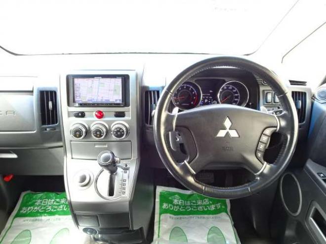デリカD：5 2.4 G パワーパッケージ 4WD　本州車　保証1年/走行距離無制限　4WD　両側パワースライドドア　社外ナビ　地デジ　バックカメラ　ETC　Bluetooth接続　純正HID　純正18インチアルミホイール　前後ドラレコ　クルーズコントロール　パドルシフト 2400
