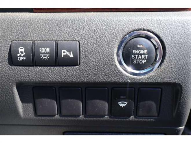 ヴェルファイア2.4 Z プラチナセレクションII 4WD　両側パワースライドドア・ナビ・TV・バックカメラ・スマートキー・電動リアゲート・フリップダウンモニター 2400