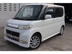 タント　カスタム RS 4WD　ターボ・パワースライドドア・ナビ・TV・スマートキー・タイミングチェーン式 660