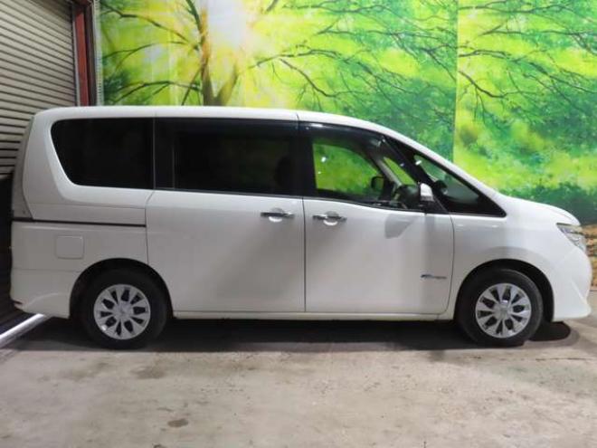 セレナ2.0 20G S-HYBRID アドバンストセーフティ パッケージ　防錆塗装TVナビBカメ後席モニタ 2WD 2000