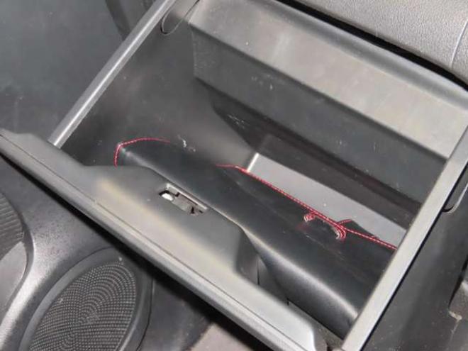 N-BOXG Lパッケージ 4WD　防錆塗装4WDスマキーBluetoothオーディオ 660