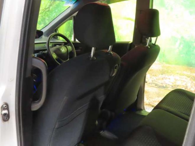 フリードスパイク1.5 G ジャストセレクション 4WD　防錆塗装4WDTVナビETC 1500