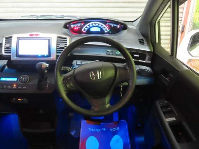 フリードスパイク1.5 G ジャストセレクション 4WD　防錆塗装4WDTVナビETC 1500