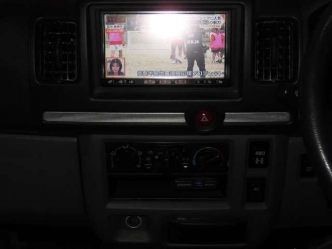 NV100クリッパーGXターボ ハイルーフ 4WD　防錆塗装4WDキーレスTVナビ 660