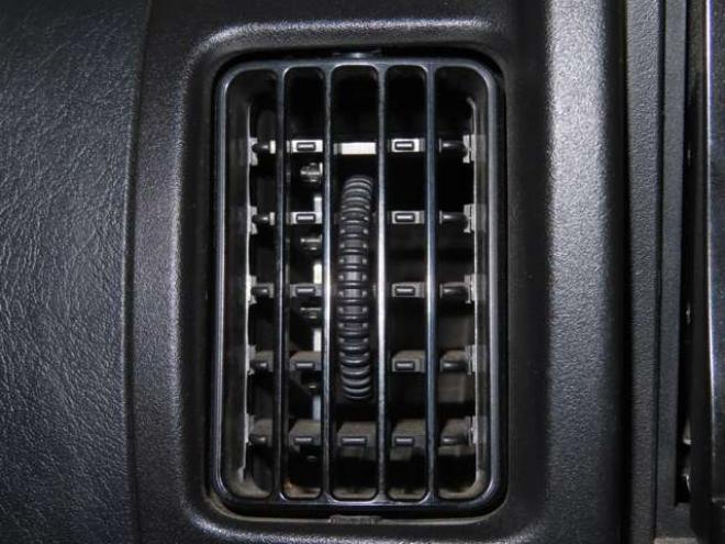 NV100クリッパーGXターボ ハイルーフ 4WD　防錆塗装4WDキーレスTVナビ 660