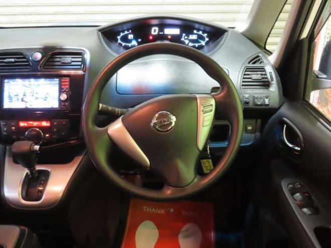 セレナ2.0 20S 4WD　防錆塗装4WDTVナビBカメエンスタETC 2000