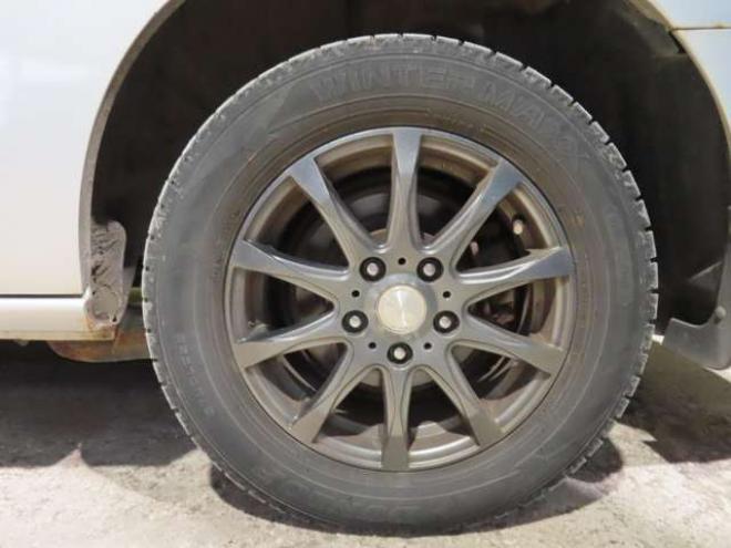 セレナ2.0 20G アドバンストセーフティ パッケージ 4WD　防錆塗装4WDTVナビBカメ後席モニタETC積込タイヤ 2000