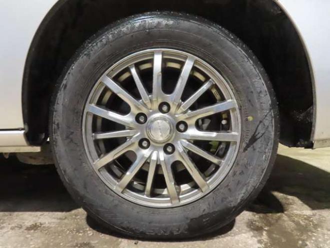 セレナ2.0 20S 4WD　防錆塗装4WDTVナビBカメエンスタ積込タイヤ 2000