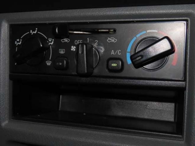 ミニキャブバン CD ハイルーフ 4WD　防錆塗装4WDキーレスETC 660