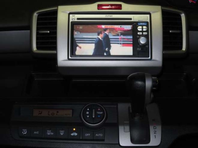 フリード1.5 フレックス 4WD　4WDTVナビBカメエンスタ積込タイヤ 1500