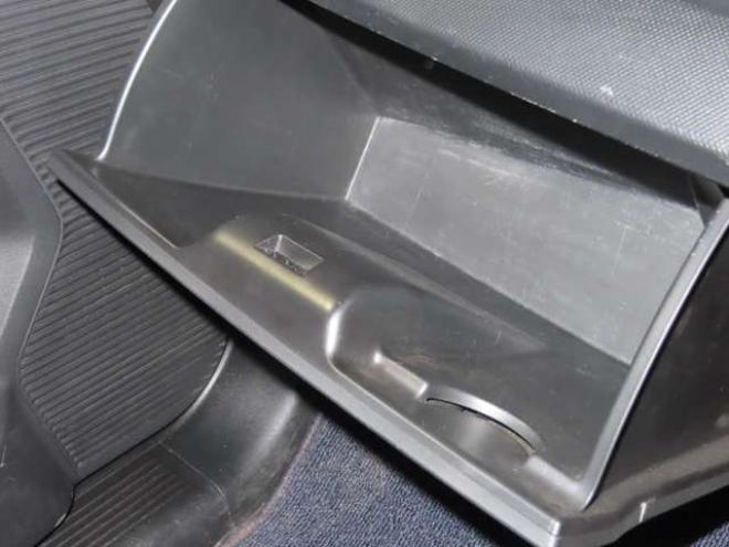 フリード1.5 フレックス 4WD　4WDTVナビBカメエンスタ積込タイヤ 1500