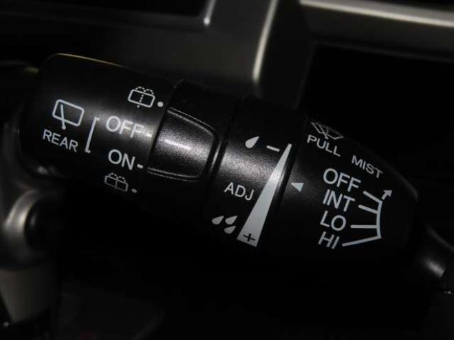 フリード1.5 フレックス 4WD　4WDTVナビBカメエンスタ積込タイヤ 1500
