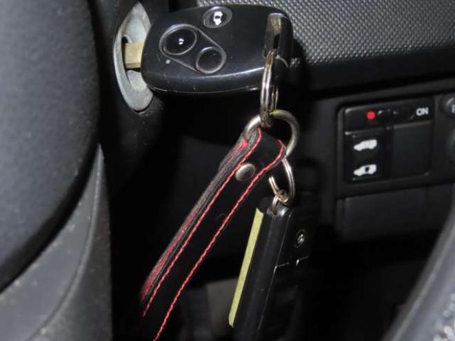 フリード1.5 フレックス 4WD　4WDTVナビBカメエンスタ積込タイヤ 1500