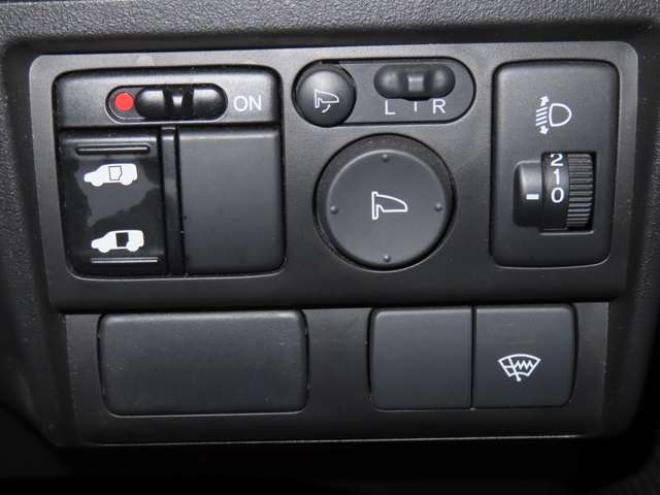 フリード1.5 フレックス 4WD　4WDTVナビBカメエンスタ積込タイヤ 1500