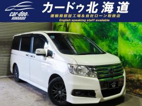 ステップワゴン　2.0 スパーダ Z クールスピリット 4WD　防錆塗装4WDTVナビBカメETCエンスタ後席モニタ 2000
