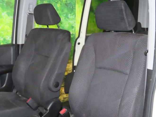 ステップワゴン2.0 スパーダ Z クールスピリット 4WD　防錆塗装4WDTVナビBカメETCエンスタ後席モニタ 2000