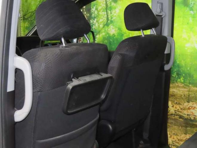 ステップワゴン2.0 スパーダ Z クールスピリット 4WD　防錆塗装4WDTVナビBカメETCエンスタ後席モニタ 2000