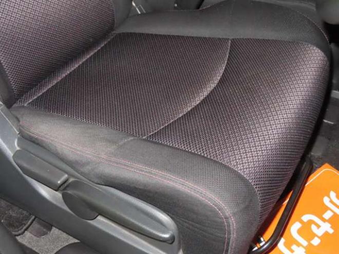 セレナ2.0 ハイウェイスター Vセレクション 4WD　4WDTVナビBカメエンスタ 2000
