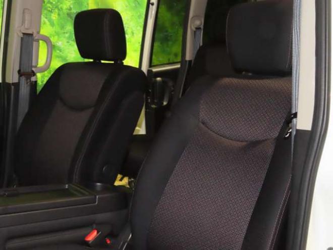 セレナ2.0 ハイウェイスター Vセレクション 4WD　4WDTVナビBカメエンスタ 2000
