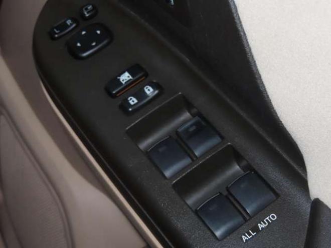 アルファード2.4 240S リミテッド 4WD　防錆塗装4WDTVナビBカメETC後席モニタドラレコ 2400