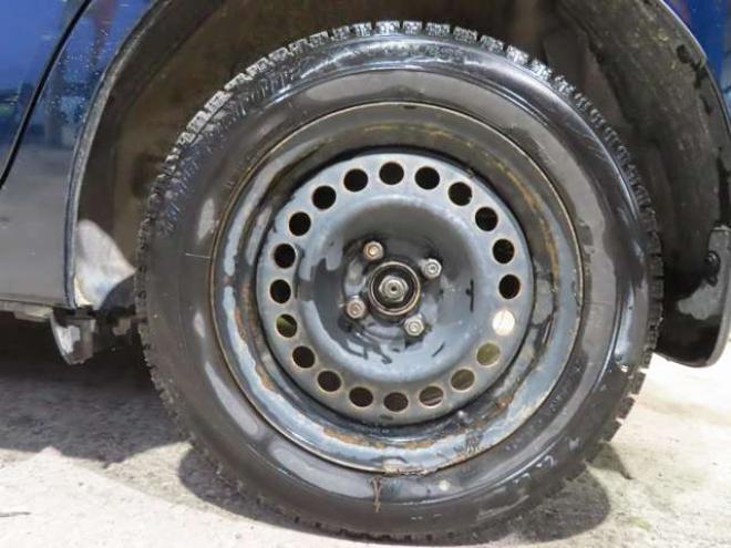 デミオ1.3 13S 4WD　ユーザー買取車防錆塗装4WDナビBカメETC 1300