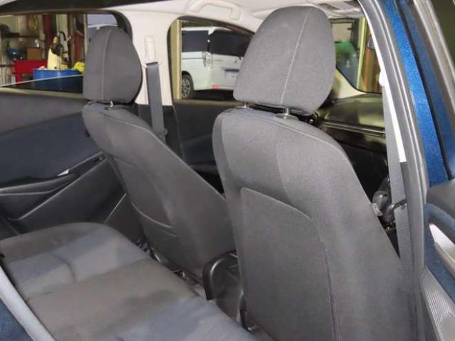 デミオ1.3 13S 4WD　ユーザー買取車防錆塗装4WDナビBカメETC 1300