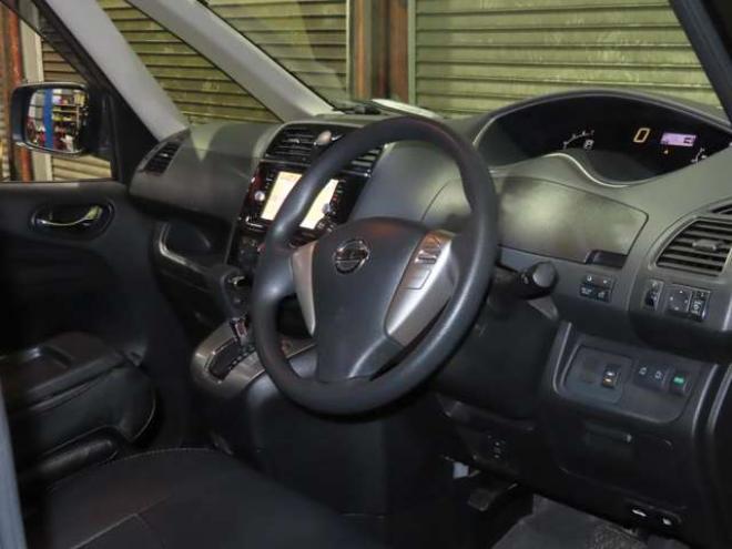 セレナ2.0 20X Vセレクション+Safety 4WD　4WDTVナビBカメ後席モニタETCエンスタ 2000